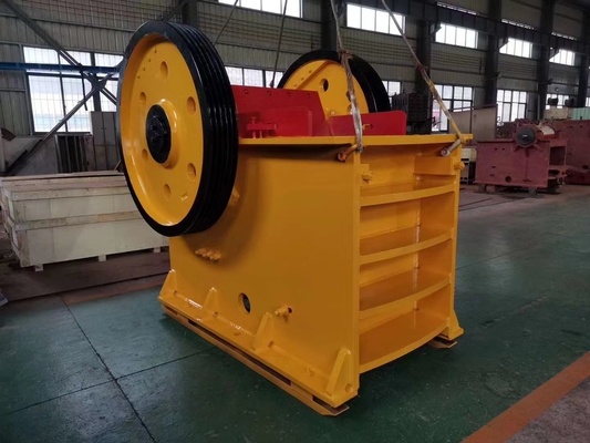 55Kw Hard Granite Small Rock Crushing Machine PE500 * 750 Yellow White