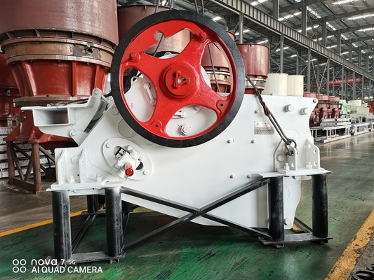 Frezarka krusząca 100Kw 8474209000 C106 Kruszarka szczękowa w kamieniołomie i górnictwie