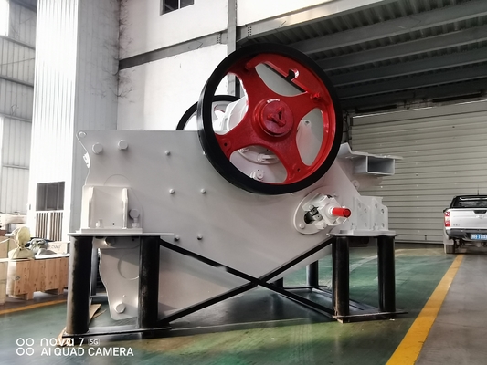 Frezarka krusząca 100Kw 8474209000 C106 Kruszarka szczękowa w kamieniołomie i górnictwie