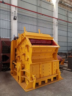 Żółta kruszarka udarowa do betonu 75Kw pionowa CE ISO, hydrauliczna kruszarka udarowa, przenośna kruszarka udarowa