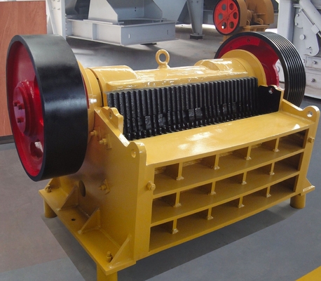 Kruszarka szczękowa do kamienia mimośrodowego PEX250x1200 z 20-61 TPH