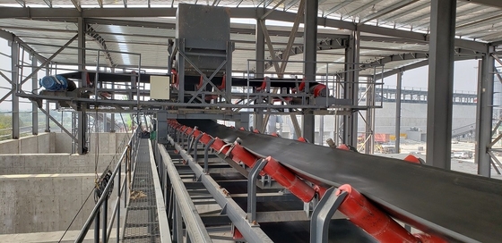 Nylonowy przenośnik taśmowy do kruszenia kamienia węglowego Transport rudy żelaza, nylonowy przenośnik taśmowy, przenośnik taśmowy o wydajności 3000 t/h